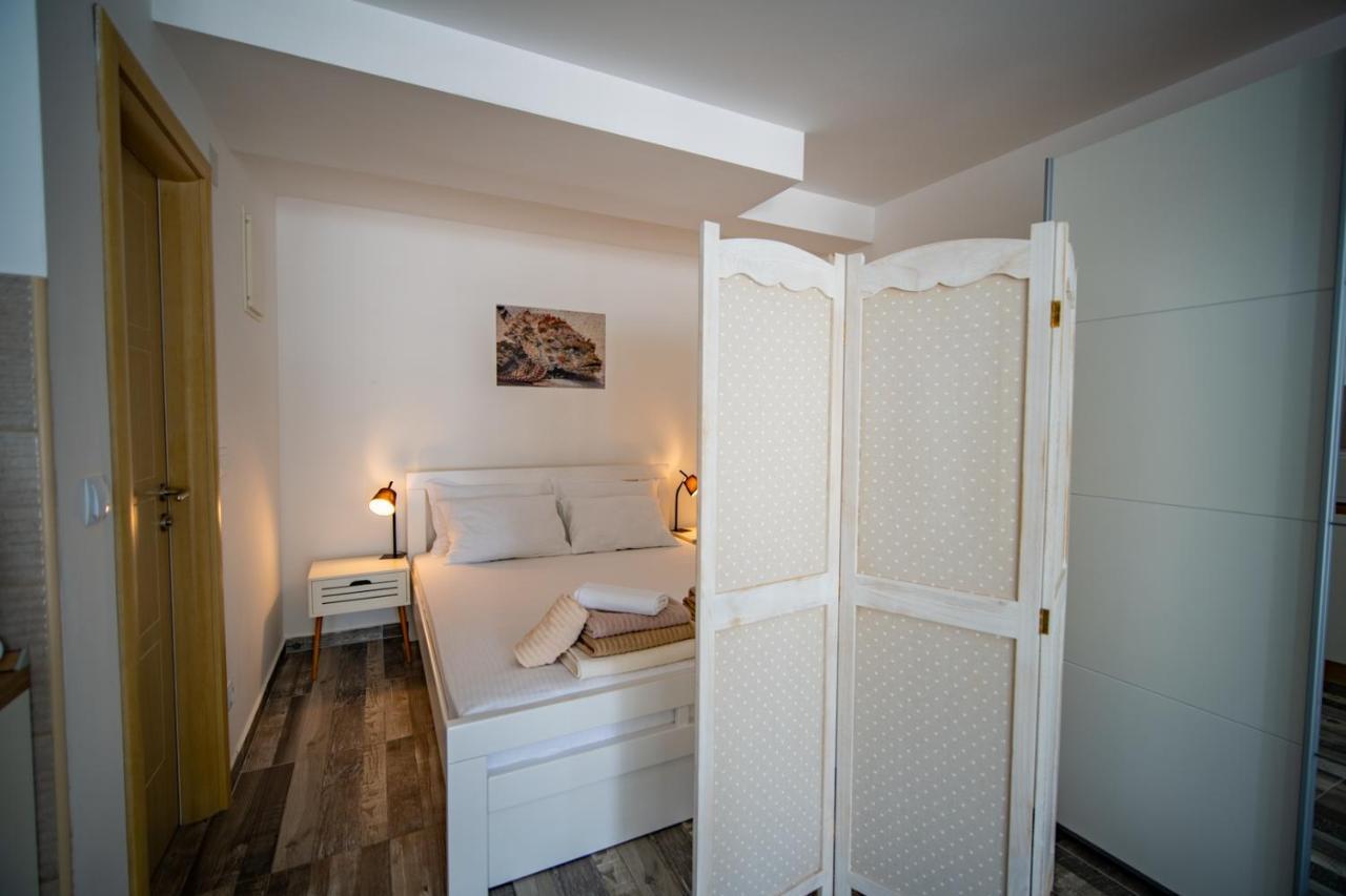 Apartments Edera Tivat Exterior foto