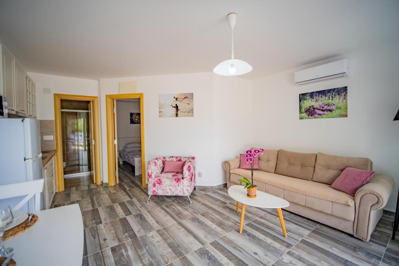 Apartments Edera Tivat Exterior foto