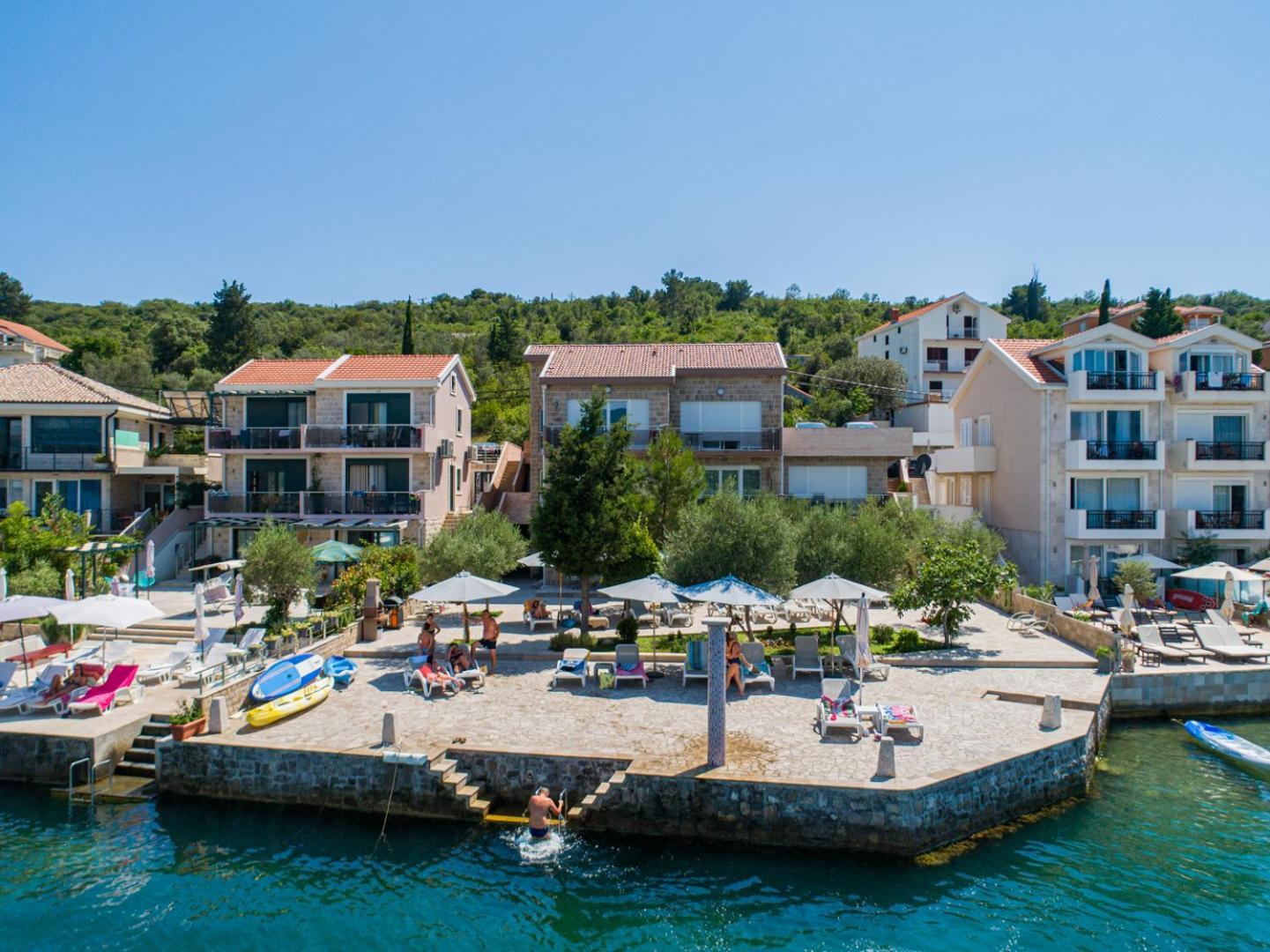 Apartments Edera Tivat Exterior foto