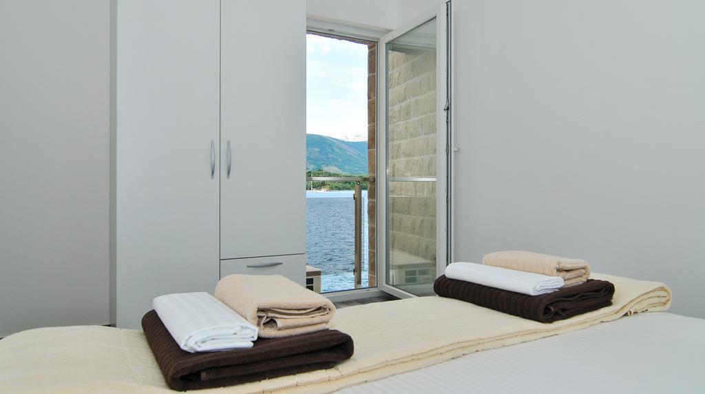 Apartments Edera Tivat Exterior foto